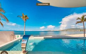 Apartamento En Bucerias Frente Al Mar, Condominio Tayau